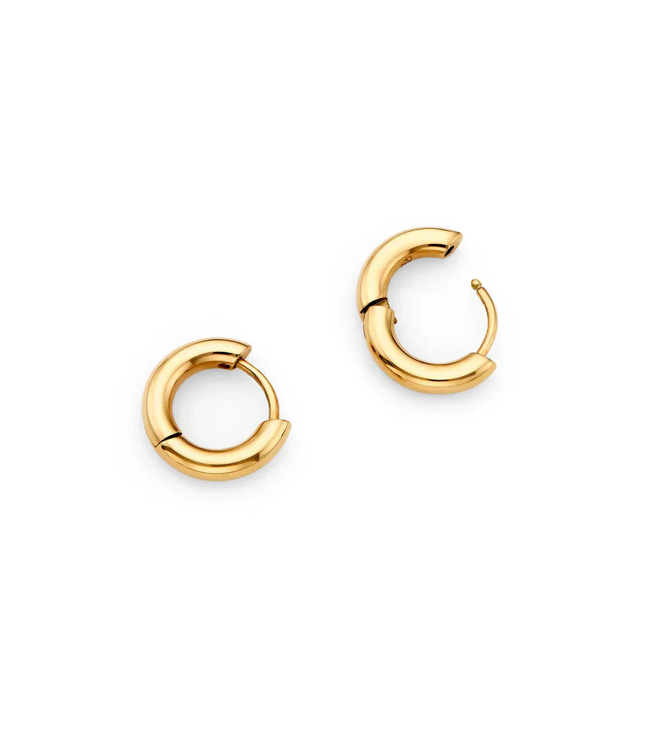 Mini Chunky Huggie Hoop Earrings (Gold)